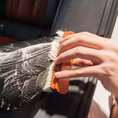 Plus Soap Leather Detail Brush