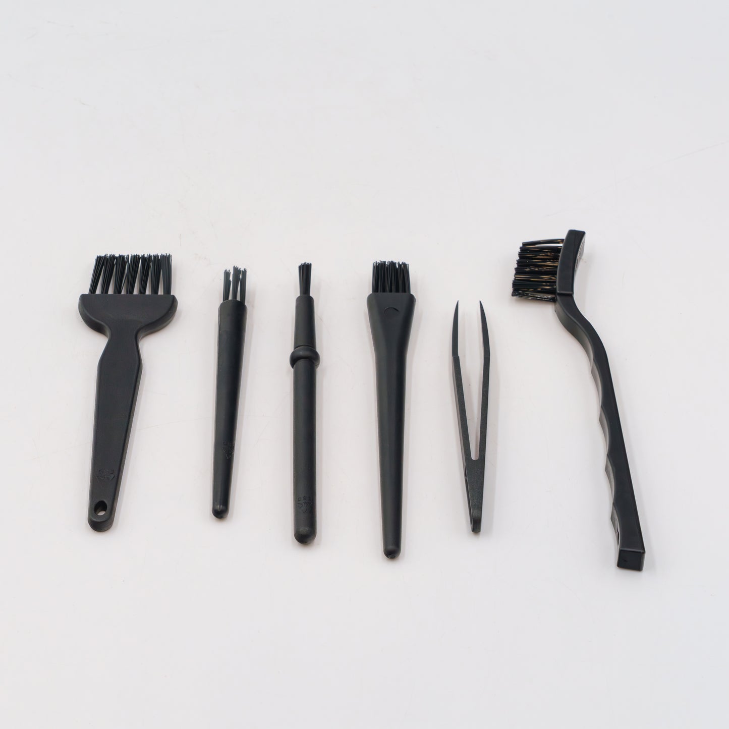 Intricate Brush Kit